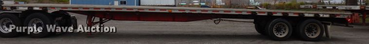 image for item HD9105 1995 Wilson CF-900 flatbed trailer