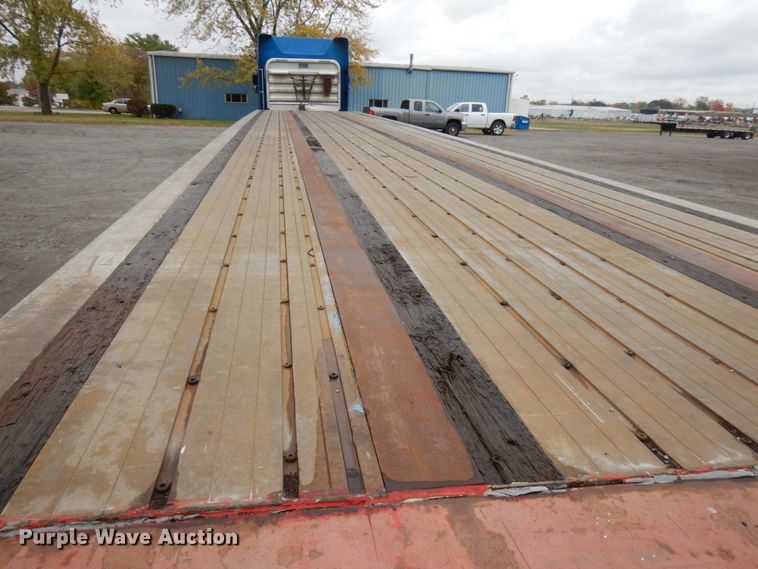 image for item HD9105 1995 Wilson CF-900 flatbed trailer