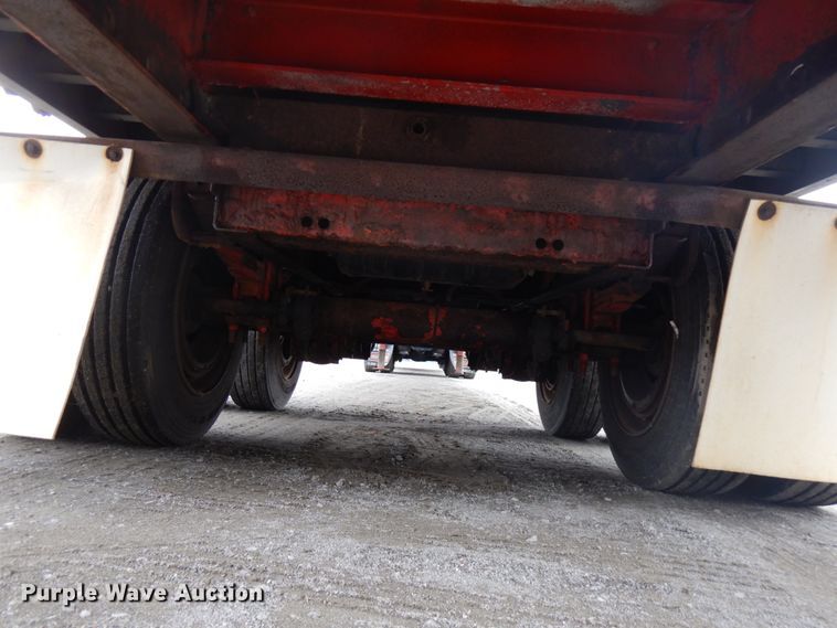 image for item HD9105 1995 Wilson CF-900 flatbed trailer