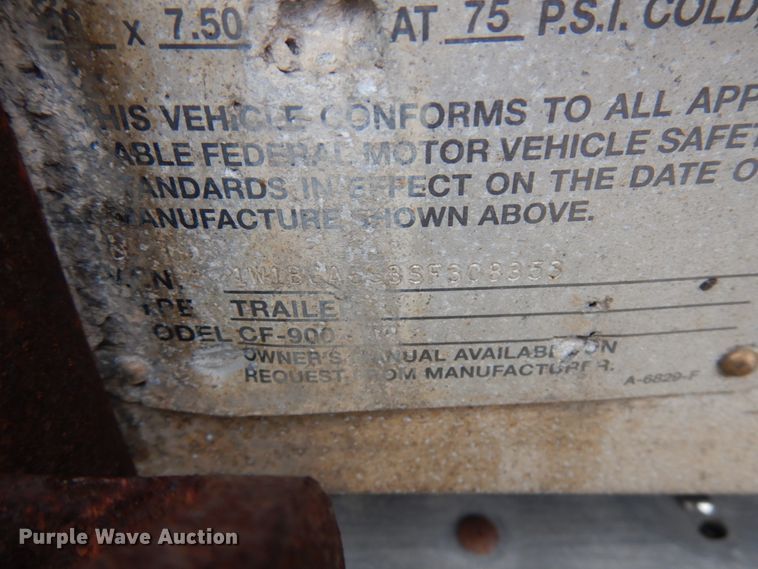 image for item HD9105 1995 Wilson CF-900 flatbed trailer