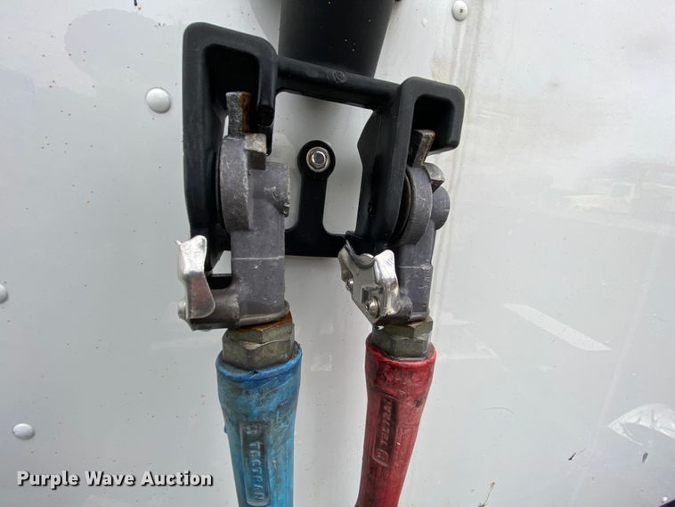 image for item HR9286 2013 Kenworth T660  semi truck