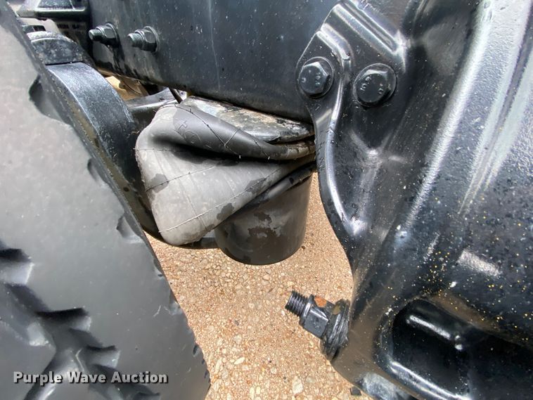 image for item HR9286 2013 Kenworth T660  semi truck