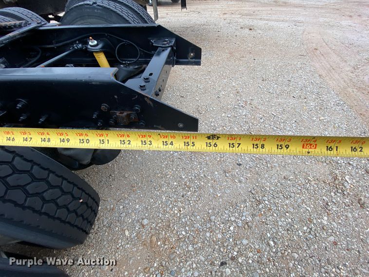 image for item HR9286 2013 Kenworth T660  semi truck