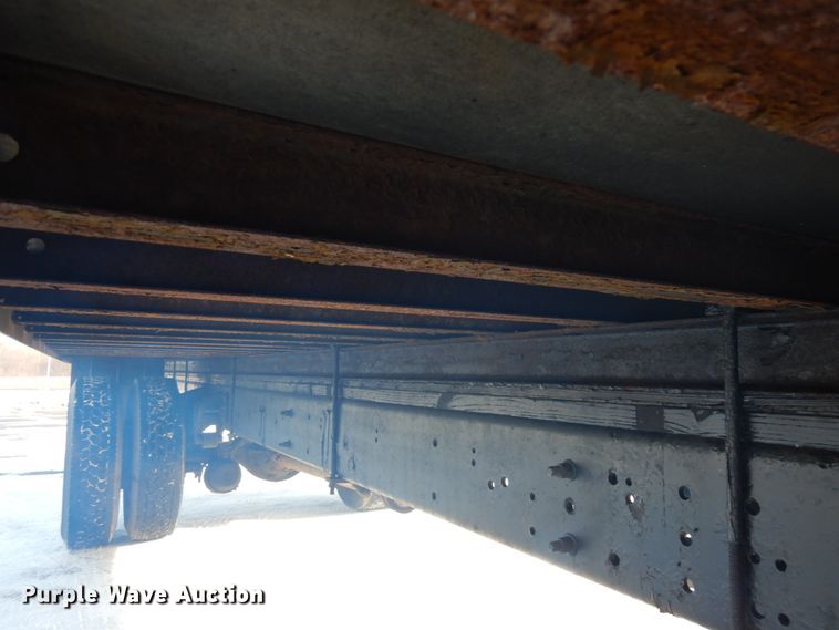 image for item HX9527 2007 International 4300  refrigerated truck