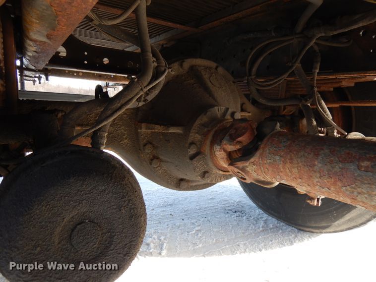 image for item HX9527 2007 International 4300  refrigerated truck