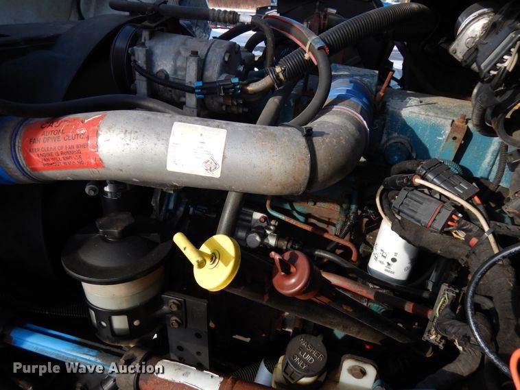 image for item HX9527 2007 International 4300  refrigerated truck