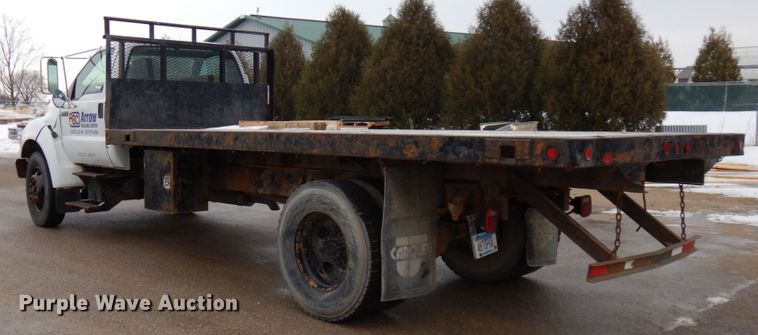 image for item HX9530 2000 Ford F650 dump flatbed truck