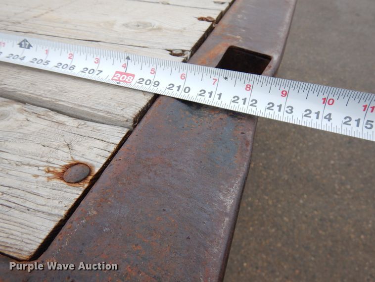 image for item HX9530 2000 Ford F650 dump flatbed truck