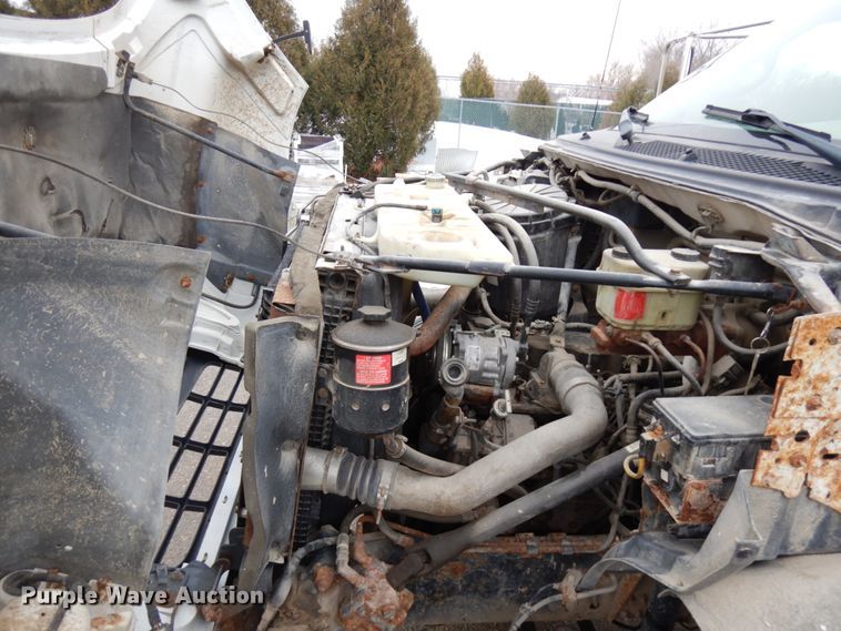 image for item HX9530 2000 Ford F650 dump flatbed truck