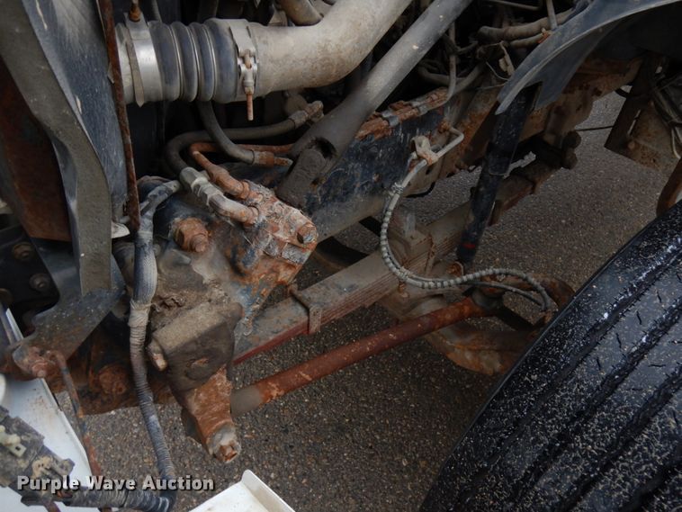 image for item HX9530 2000 Ford F650 dump flatbed truck