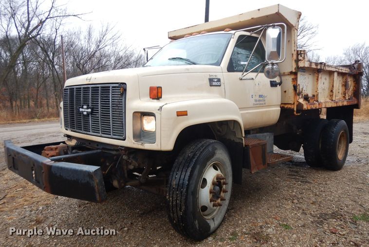 image for item IG9142 1999 Chevrolet C8500  dump truck