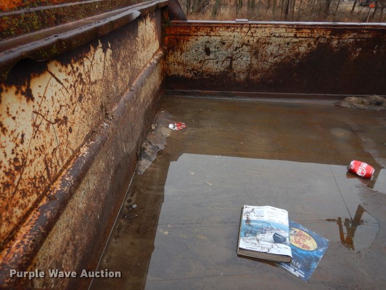 image for item IG9142 1999 Chevrolet C8500  dump truck