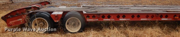 image for item IG9143 2004 Fontaine FLT-7-35HBT  equipment trailer