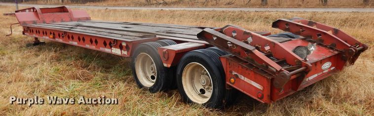 image for item IG9143 2004 Fontaine FLT-7-35HBT  equipment trailer