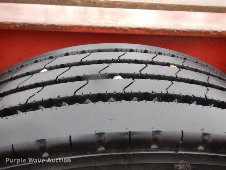 image for item IG9143 2004 Fontaine FLT-7-35HBT  equipment trailer