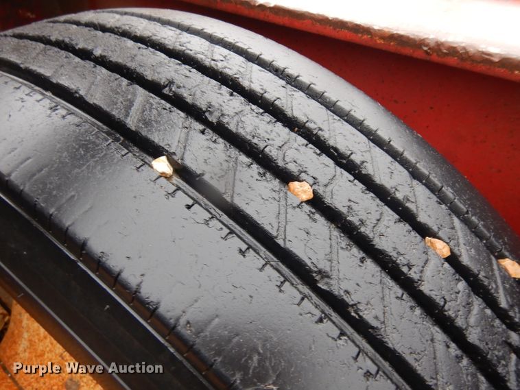 image for item IG9143 2004 Fontaine FLT-7-35HBT  equipment trailer