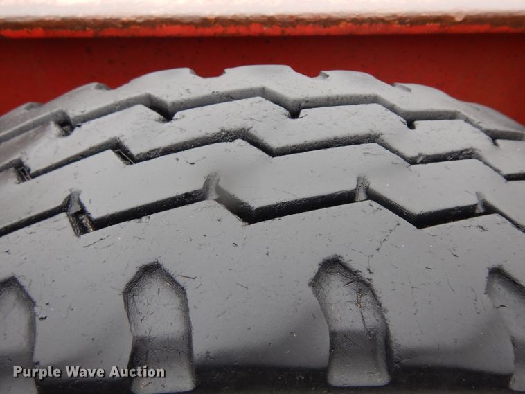 image for item IG9143 2004 Fontaine FLT-7-35HBT  equipment trailer