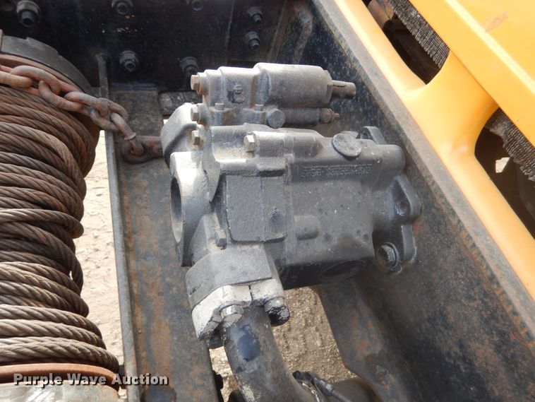 image for item DC8790 1998 Ford LTA9000  flatbed truck