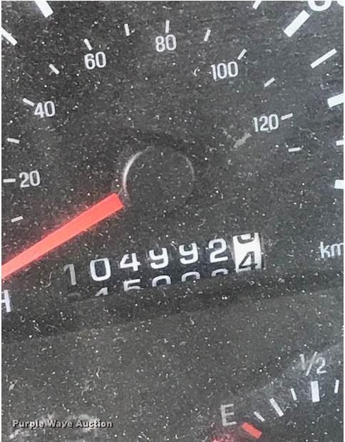 image for item DC8790 1998 Ford LTA9000  flatbed truck