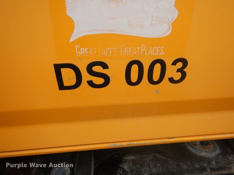 image for item DC8791 1993 Ford F700  drilling rig truck