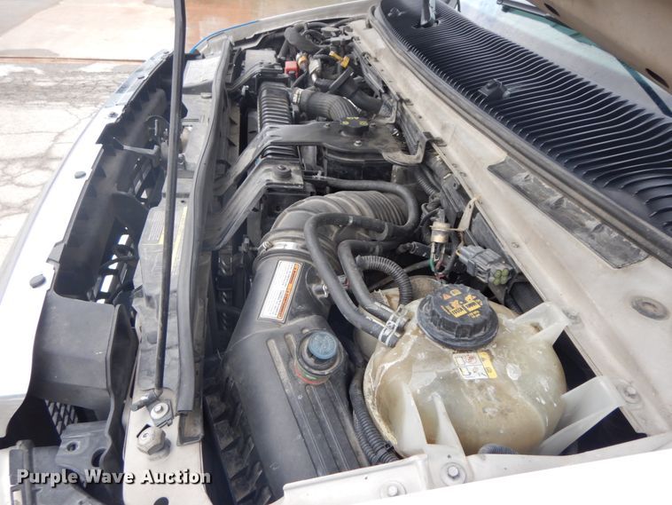 image for item DF3247 2010 Ford E350 Super Duty  ambulance