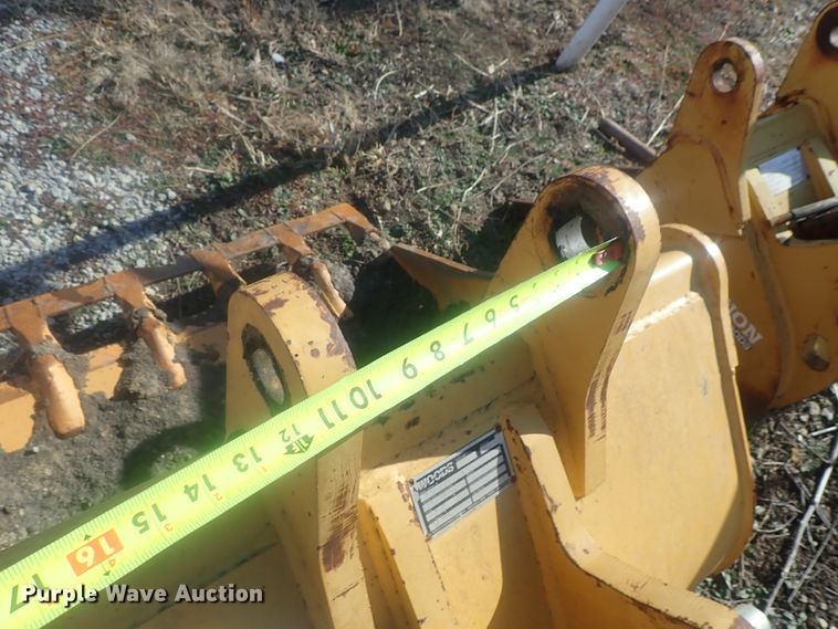 image for item DG2947 (2) backhoe buckets