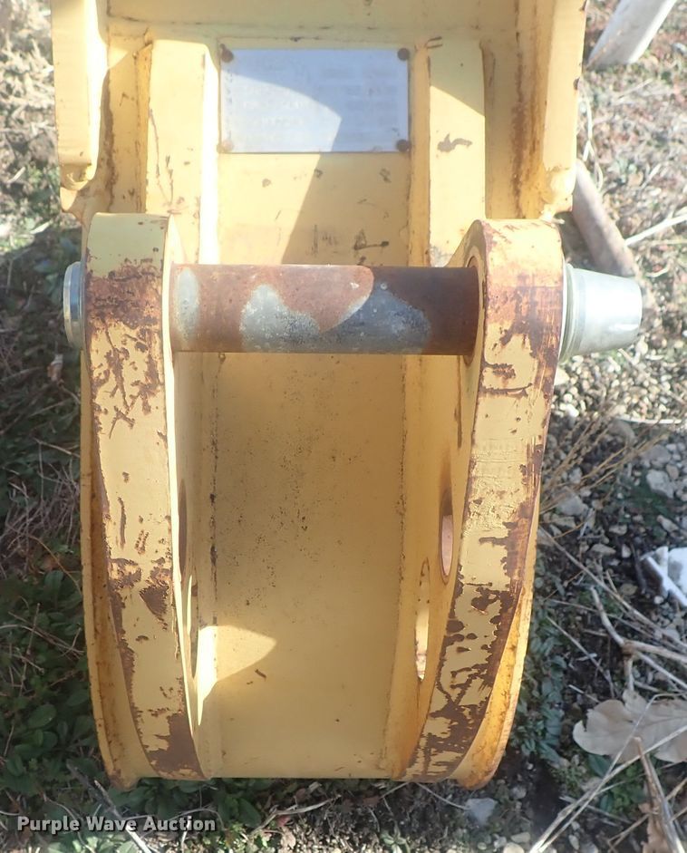 image for item DG2947 (2) backhoe buckets