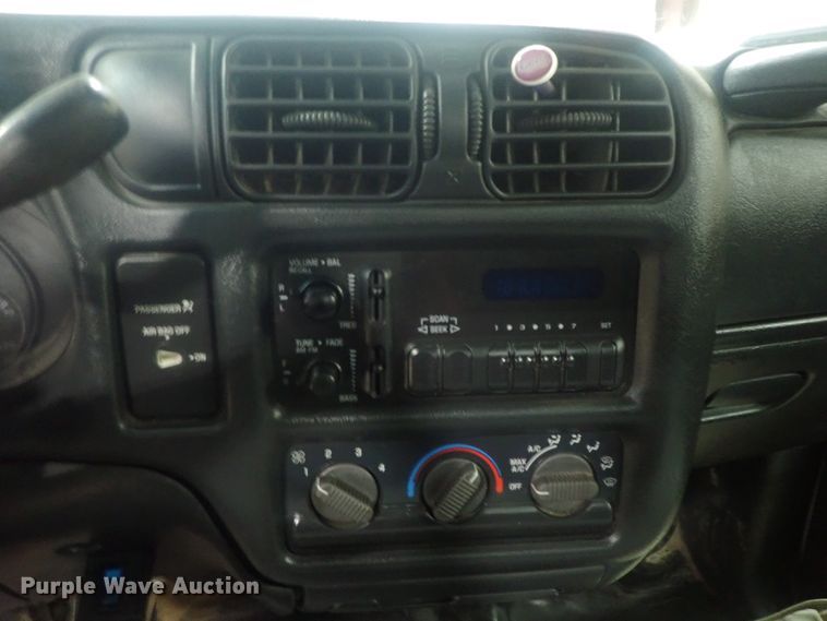 image for item DG2968 1999 Chevrolet S10  pickup truck