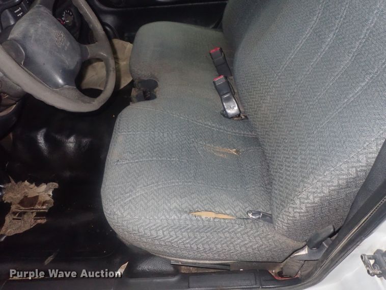 image for item DG2968 1999 Chevrolet S10  pickup truck