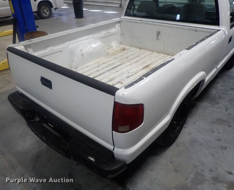image for item DG2968 1999 Chevrolet S10  pickup truck