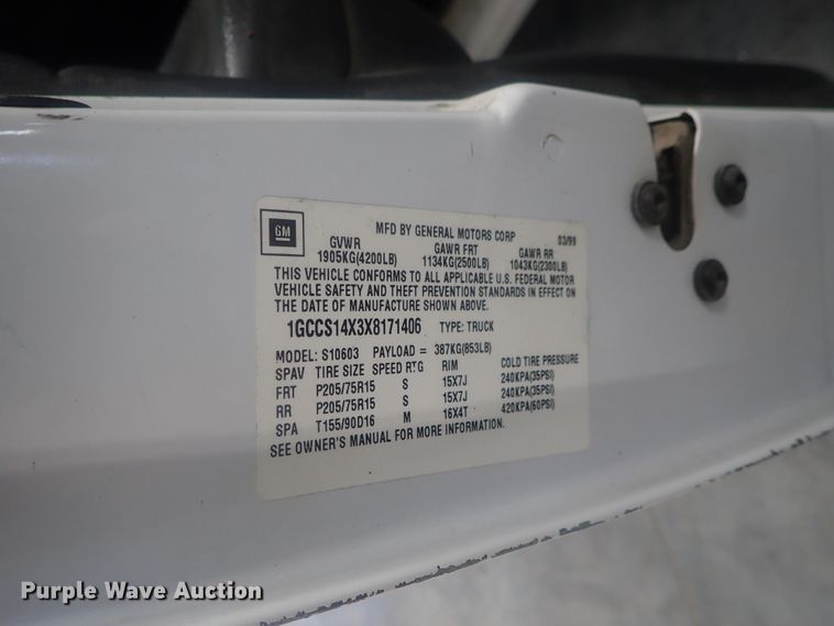 image for item DG2968 1999 Chevrolet S10  pickup truck