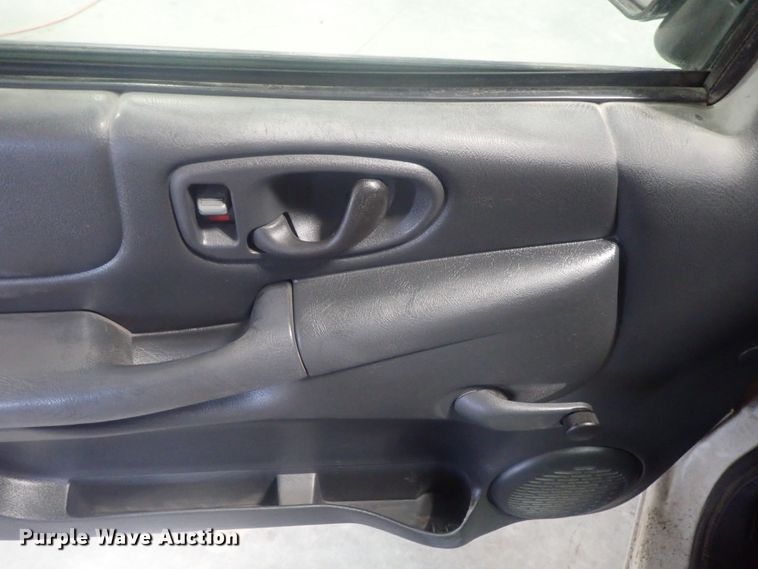 image for item DG2969 2001 Chevrolet S10  pickup truck