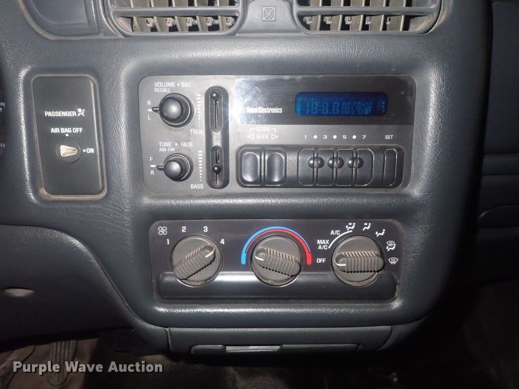 image for item DG2969 2001 Chevrolet S10  pickup truck