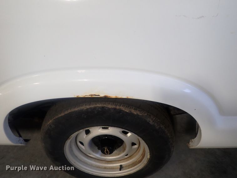 image for item DG2969 2001 Chevrolet S10  pickup truck