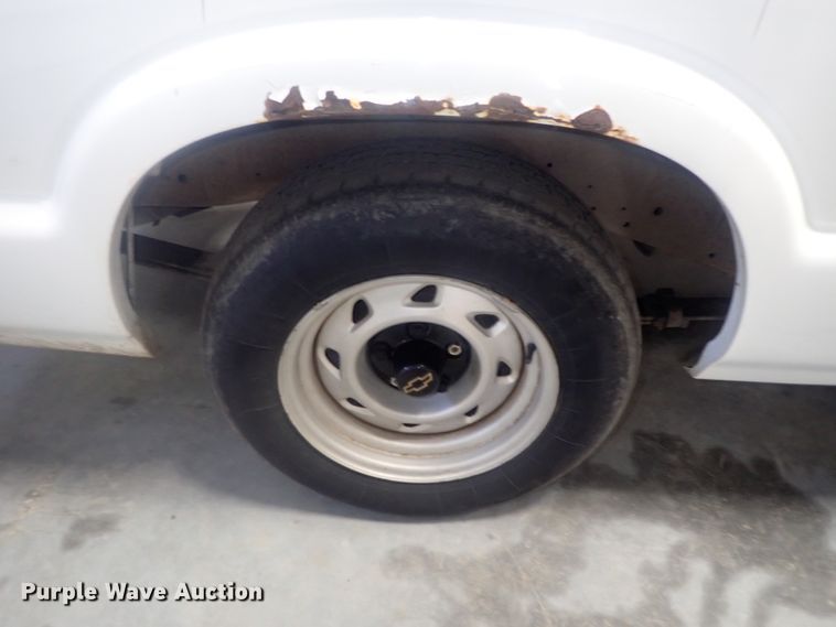 image for item DG2969 2001 Chevrolet S10  pickup truck