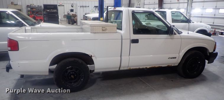 image for item DG2970 1994 Chevrolet S10  pickup truck