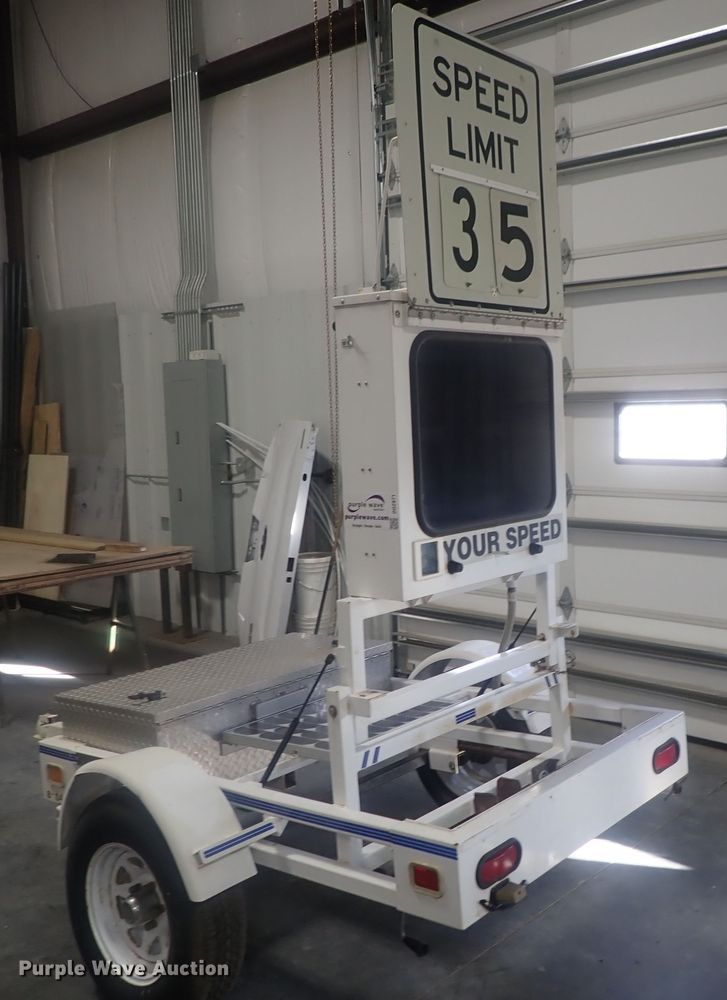 image for item DG2971 2002 Kustom Signals  speed detection trailer