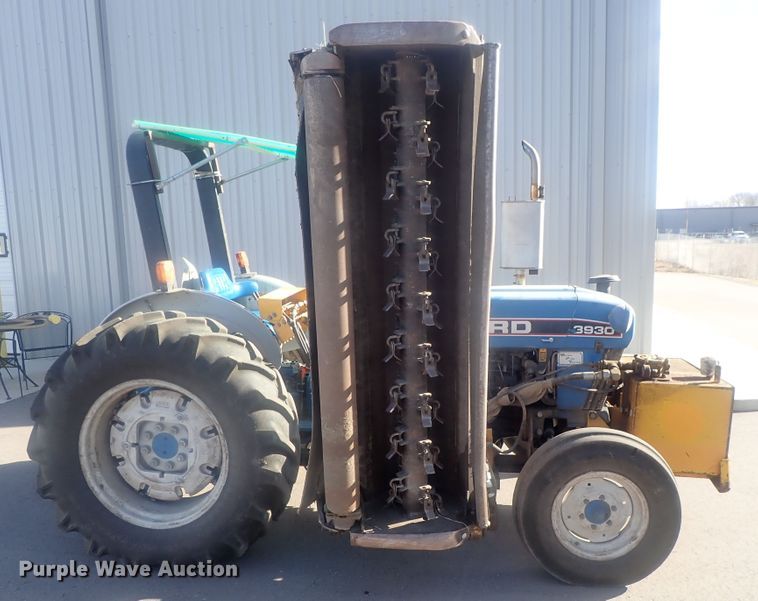 image for item DG2972 1994 Ford 3930  tractor