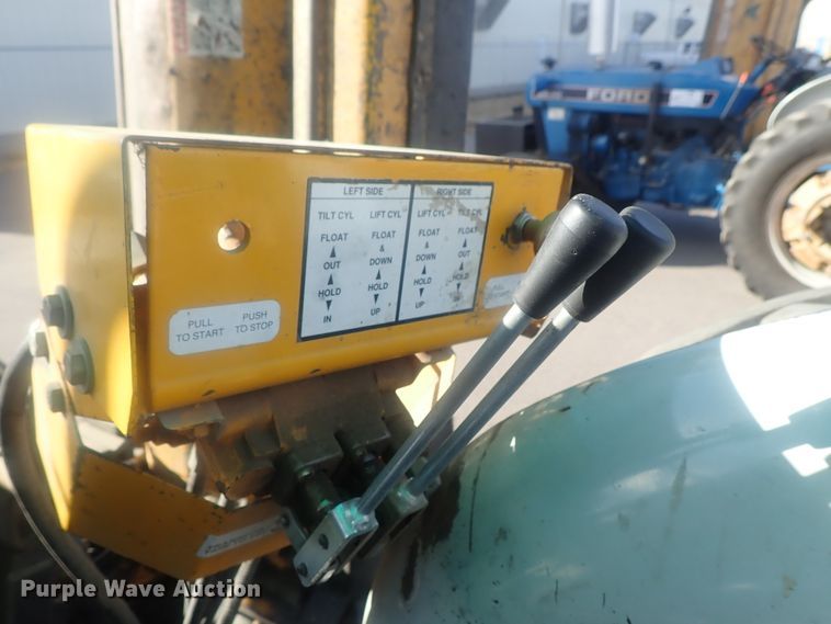 image for item DG2972 1994 Ford 3930  tractor