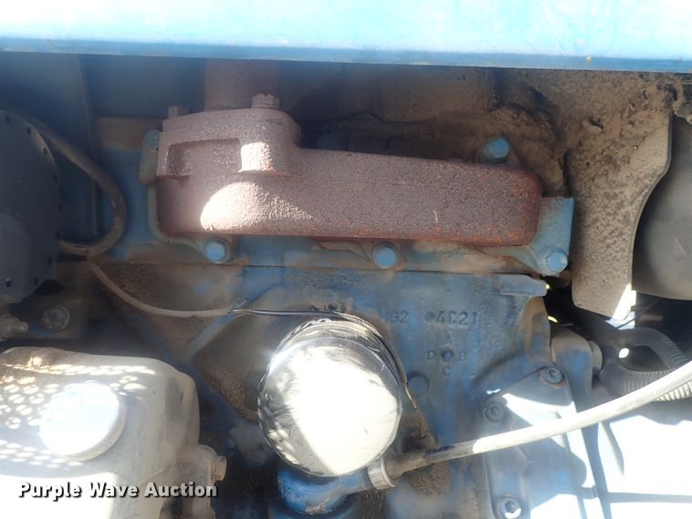 image for item DG2972 1994 Ford 3930  tractor