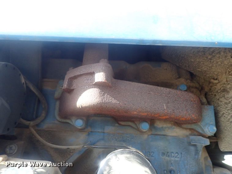 image for item DG2972 1994 Ford 3930  tractor