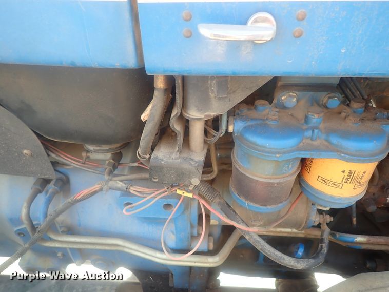 image for item DG2972 1994 Ford 3930  tractor