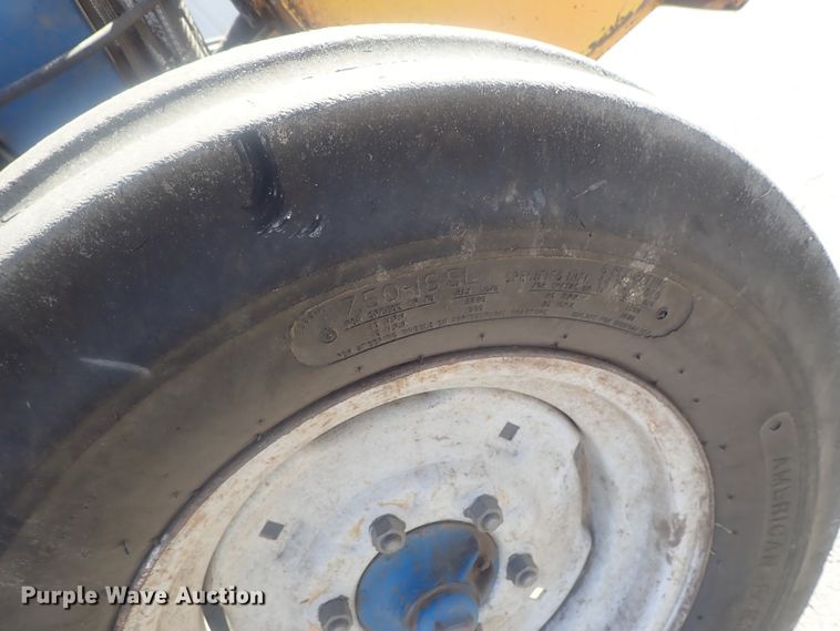 image for item DG2972 1994 Ford 3930  tractor