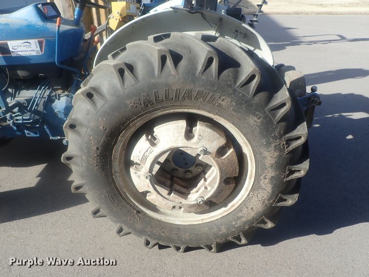 image for item DG2972 1994 Ford 3930  tractor