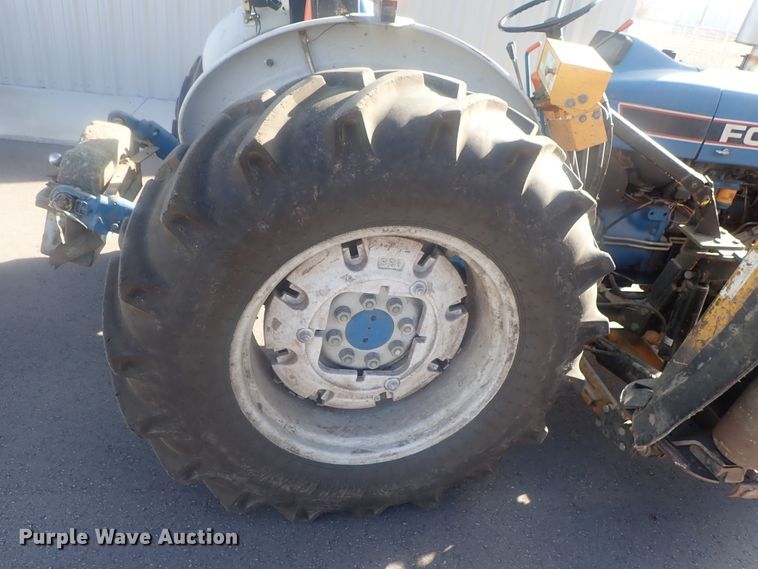 image for item DG2972 1994 Ford 3930  tractor