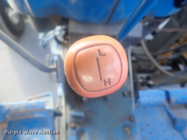 image for item DG2973 1994 Ford 3930  tractor