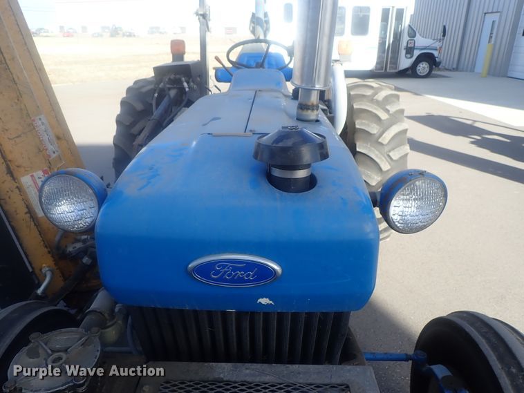 image for item DG2973 1994 Ford 3930  tractor