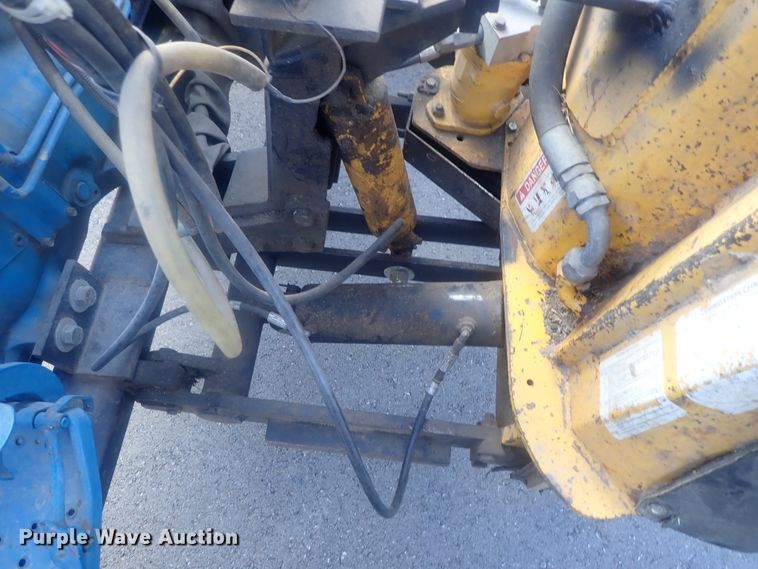 image for item DG2973 1994 Ford 3930  tractor