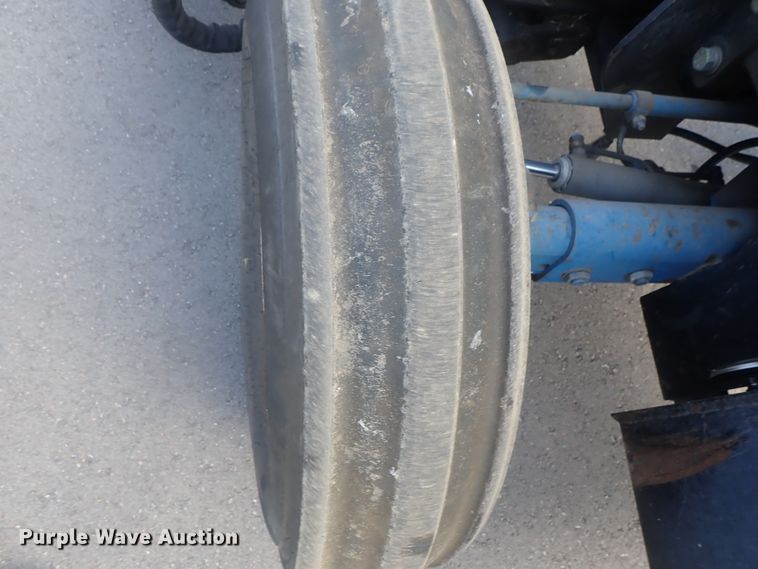 image for item DG2973 1994 Ford 3930  tractor