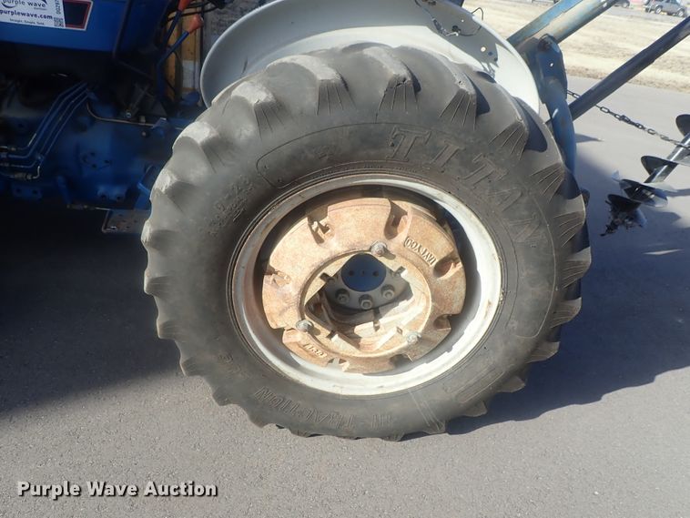 image for item DG2973 1994 Ford 3930  tractor